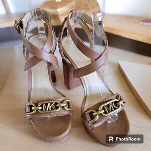 Michael Kors Women’s Sandals Kailey Platform Leather SZ 6.5M